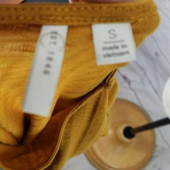 Cato Woman's‎ Mustard Waffle Style Boho Blouse Size Small - Picture 2 of 6